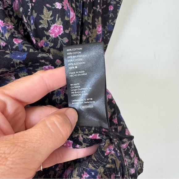 Free People Meant to Be Black Purple Floral Puff Sleeve Smocked Cotton Blouse S - Picture 15 of 15